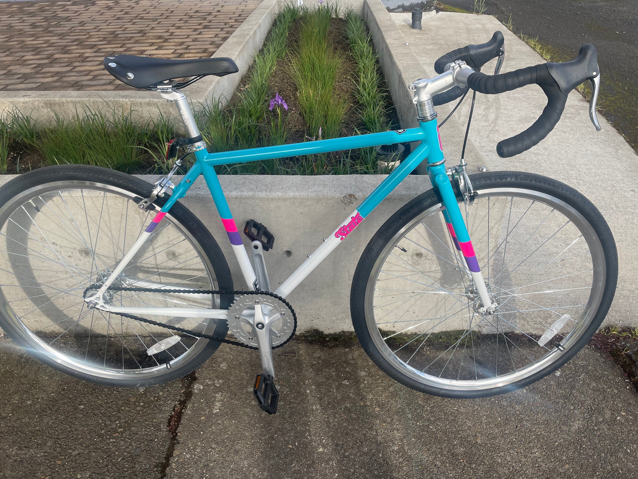 Windbreaker bike online