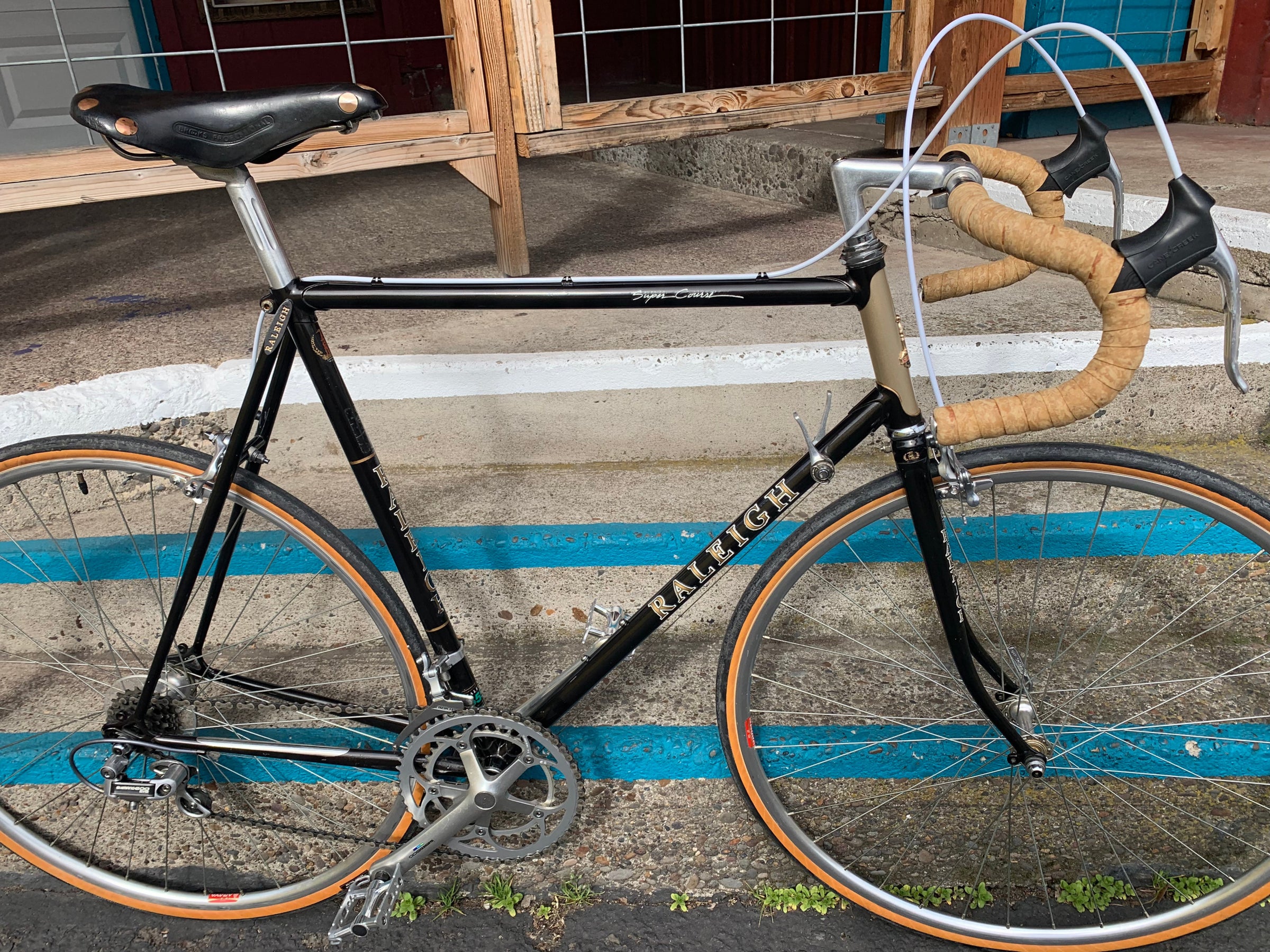 Raleigh super deals course road bike